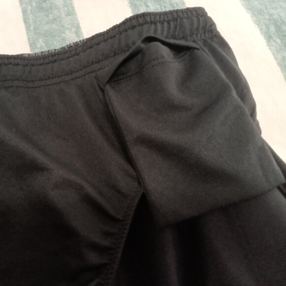 NWOT NEW BALANCE "DRY" BLACK STAR PATTERN SHORTS WITH 3 POCKETS, SIZE "L" - Picture 7 of 13
